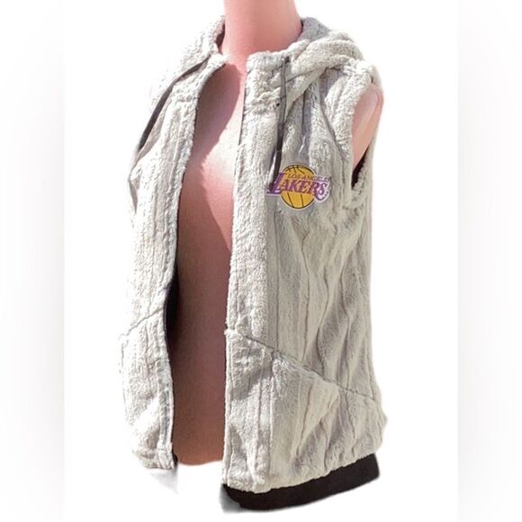 ANTIGUA WOMENS NBA L.A.LAKERS BASKETBALL ZIP UP HOODED FAUX FUR VEST COAT MED - Picture 5 of 9